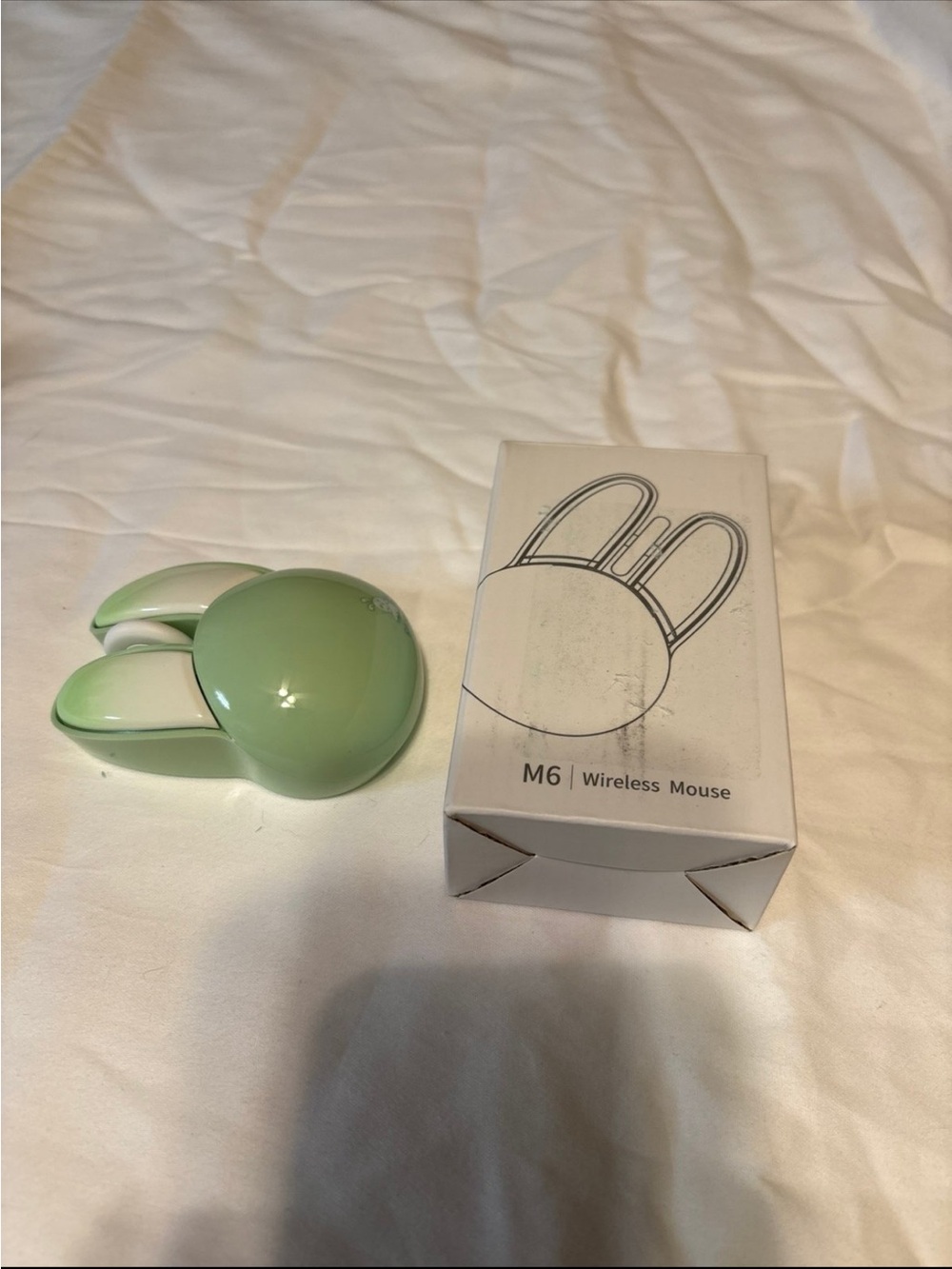 M6 Wireless Green Bunny Mouse - Sleek Wireless Computer Mouse